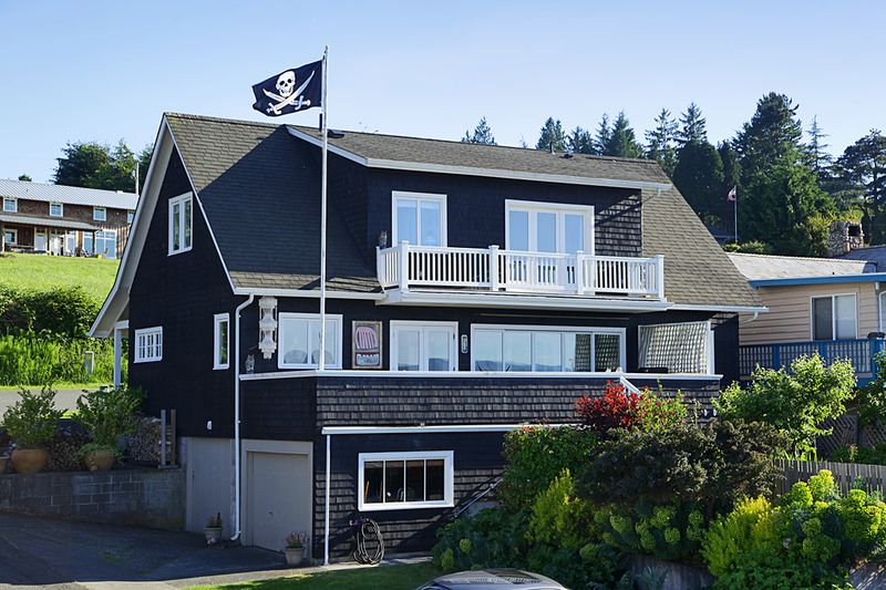 Pirate house